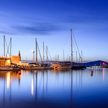 Hotel Houseboat Seabreeze Alghero Esterno foto