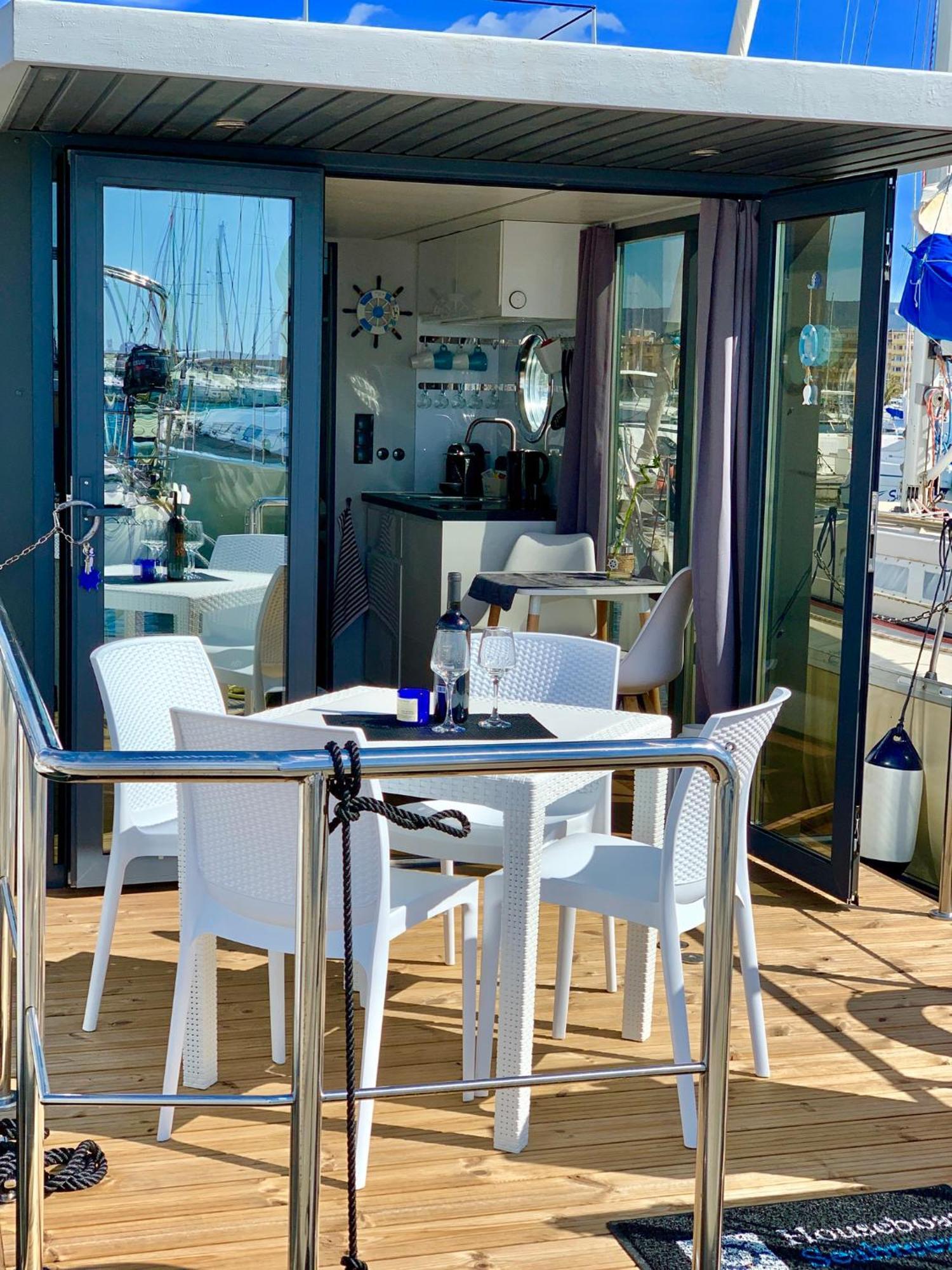Hotel Houseboat Seabreeze Alghero Esterno foto