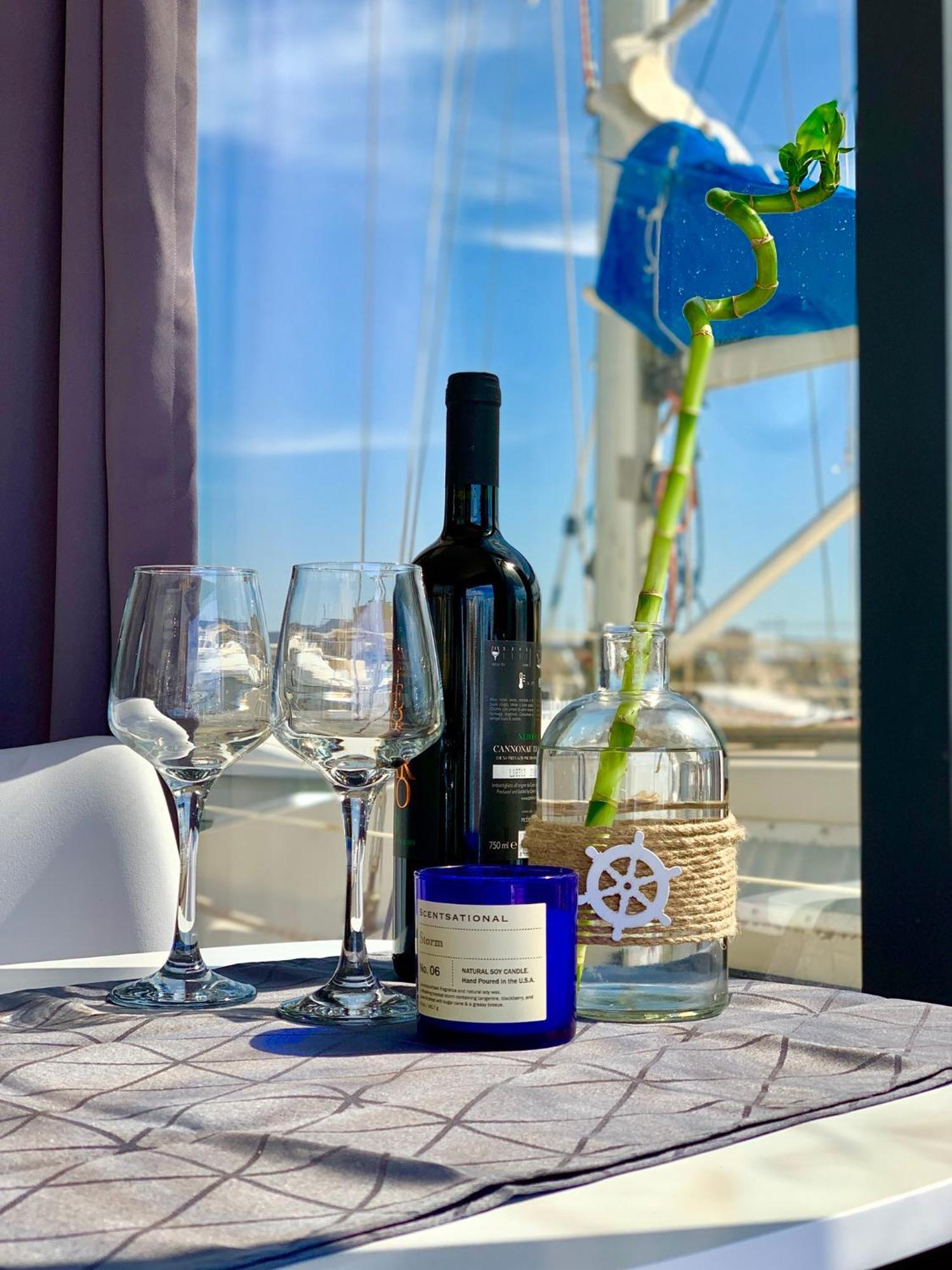 Hotel Houseboat Seabreeze Alghero Esterno foto