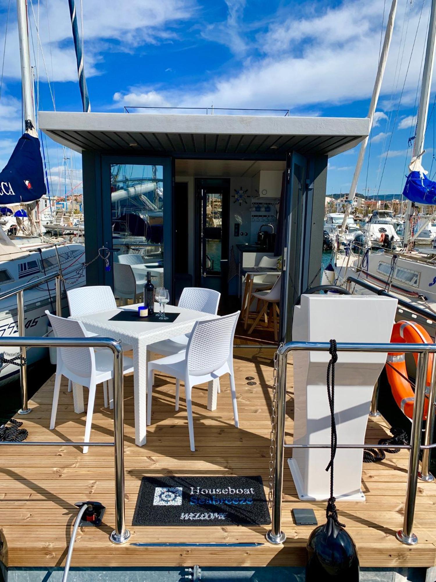 Hotel Houseboat Seabreeze Alghero Esterno foto
