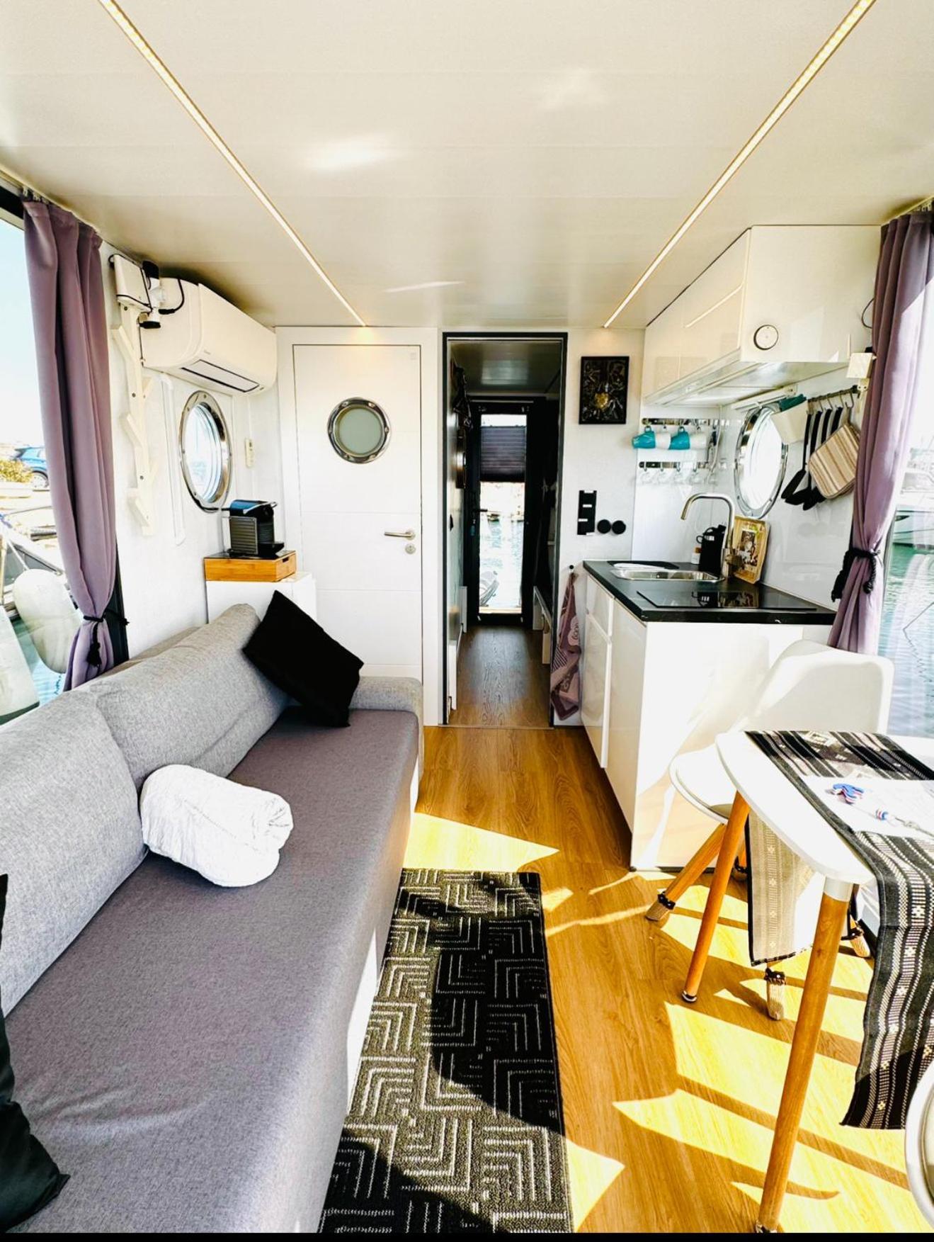 Hotel Houseboat Seabreeze Alghero Esterno foto