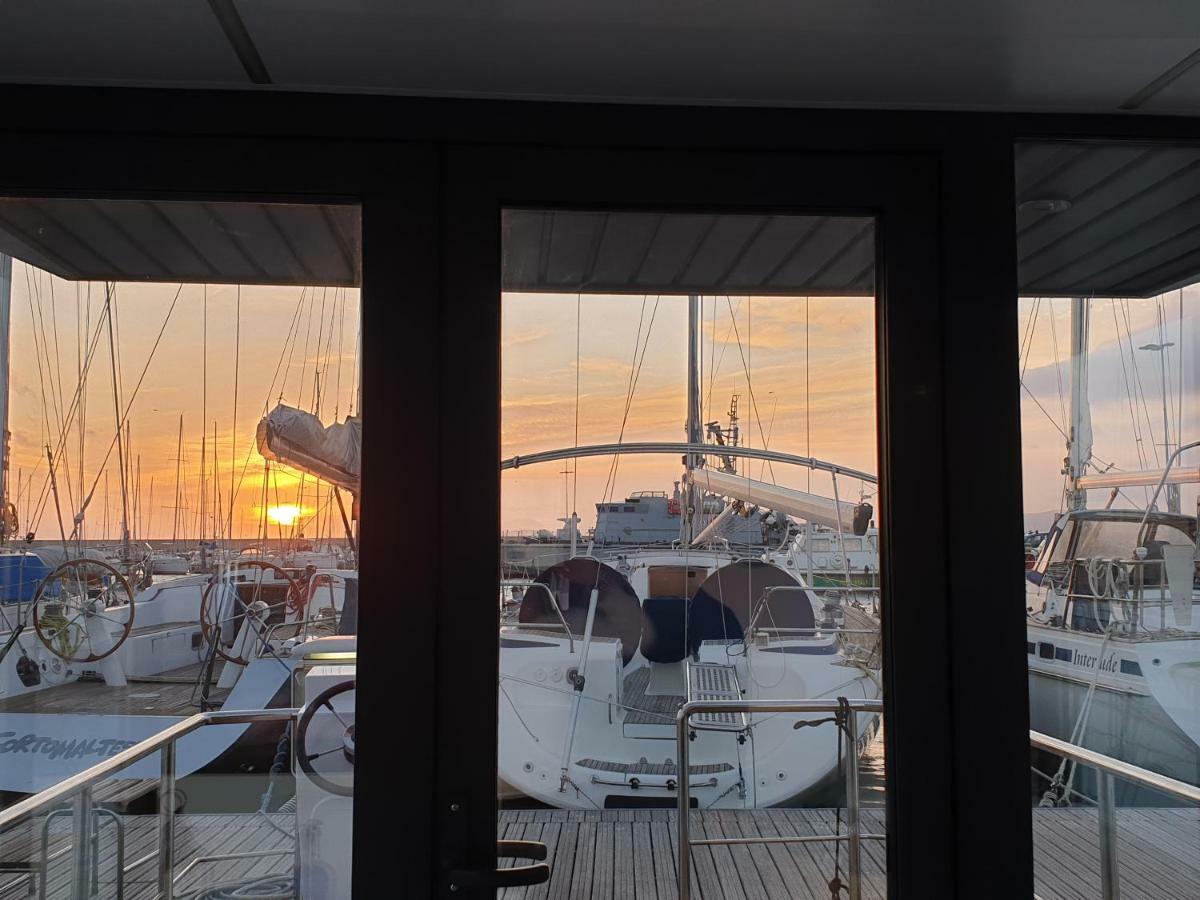 Hotel Houseboat Seabreeze Alghero Esterno foto